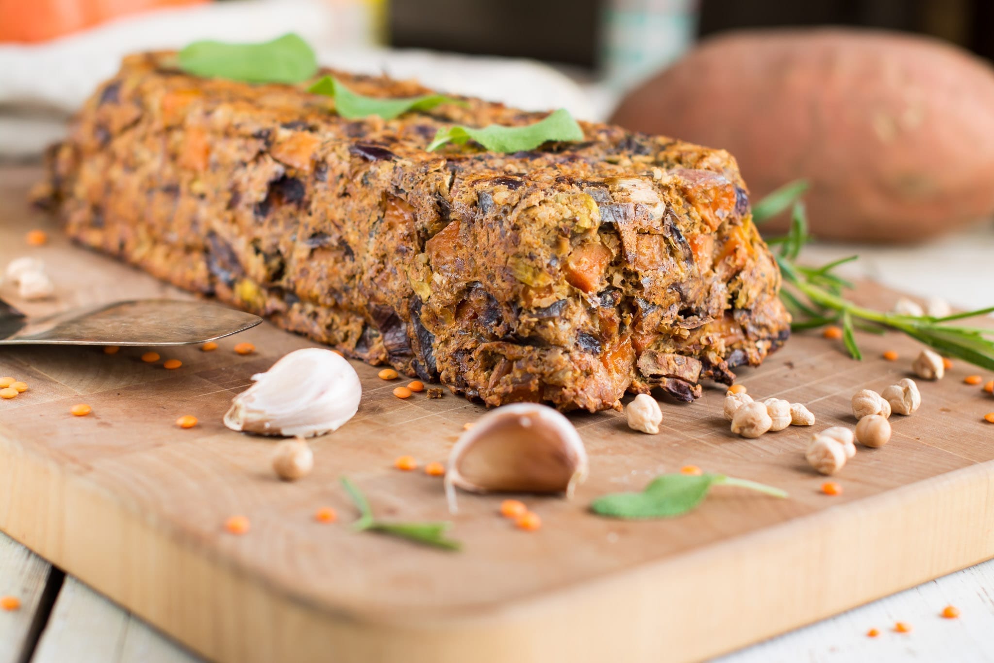 Lentil loaf with potatoes and nuts