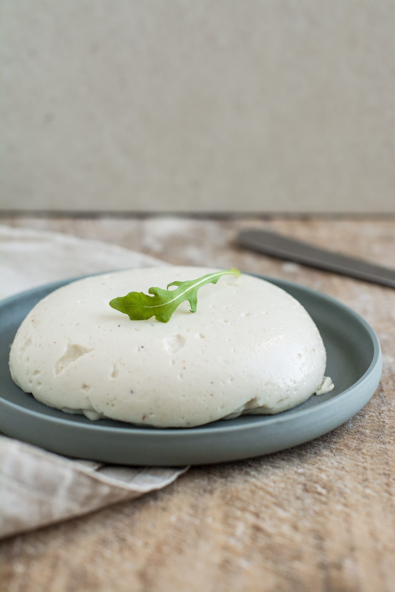 Cashew based vegan mozzarella cheese recipe that is oil-free and gluten-free yet so creamy, soft and tasty.