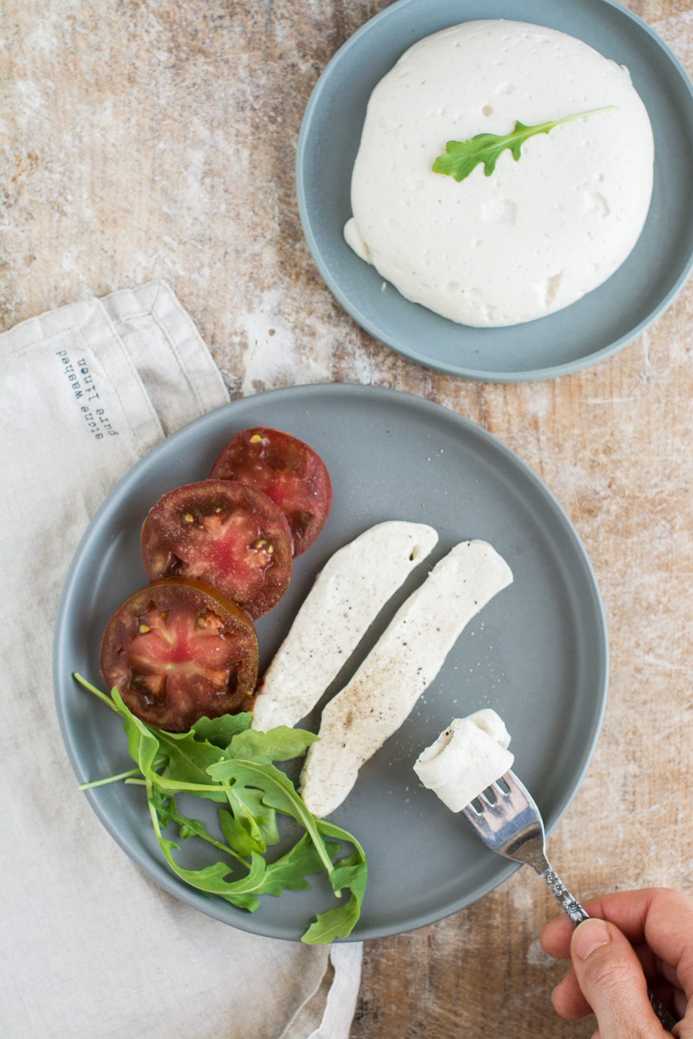 Cashew based vegan mozzarella cheese recipe that is oil-free and gluten-free yet so creamy, soft and tasty.