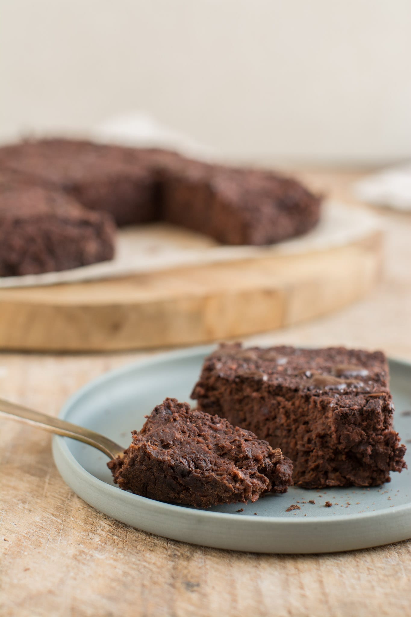 Soft and fudgy whole food plant-based chocolate beet brownies that are gluten-free and exceptionally easy to make. You’ll only need a food processor and 10 minutes of your time.